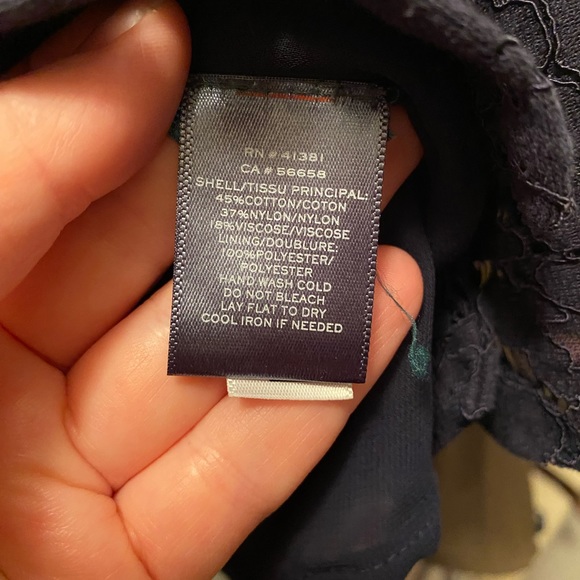 Lauren Ralph Lauren Navy Blue Floral Lace 3/4 Bell Sleeve Blouse Size Small - Picture 2 of 6